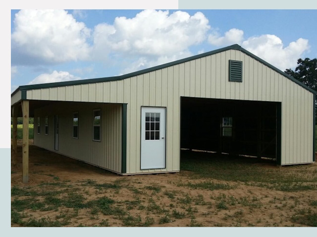 Строительство конюшен в Коврове