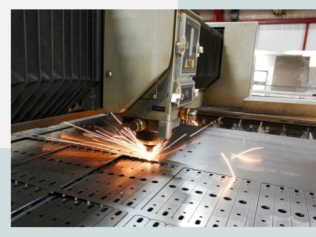 Лазерная резка металла в Коврове от 614 руб.